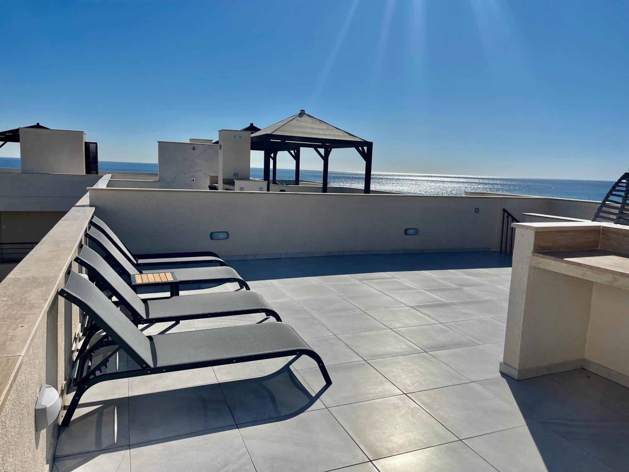 Relaxing Penthouse Suites By The Sea Vokolidha Dış mekan fotoğraf