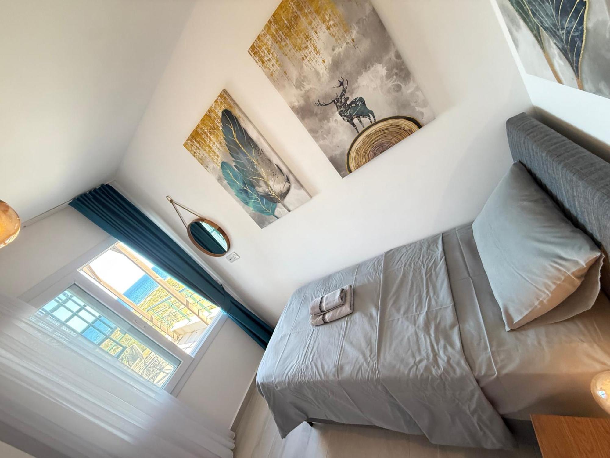 Relaxing Penthouse Suites By The Sea Vokolidha Oda fotoğraf