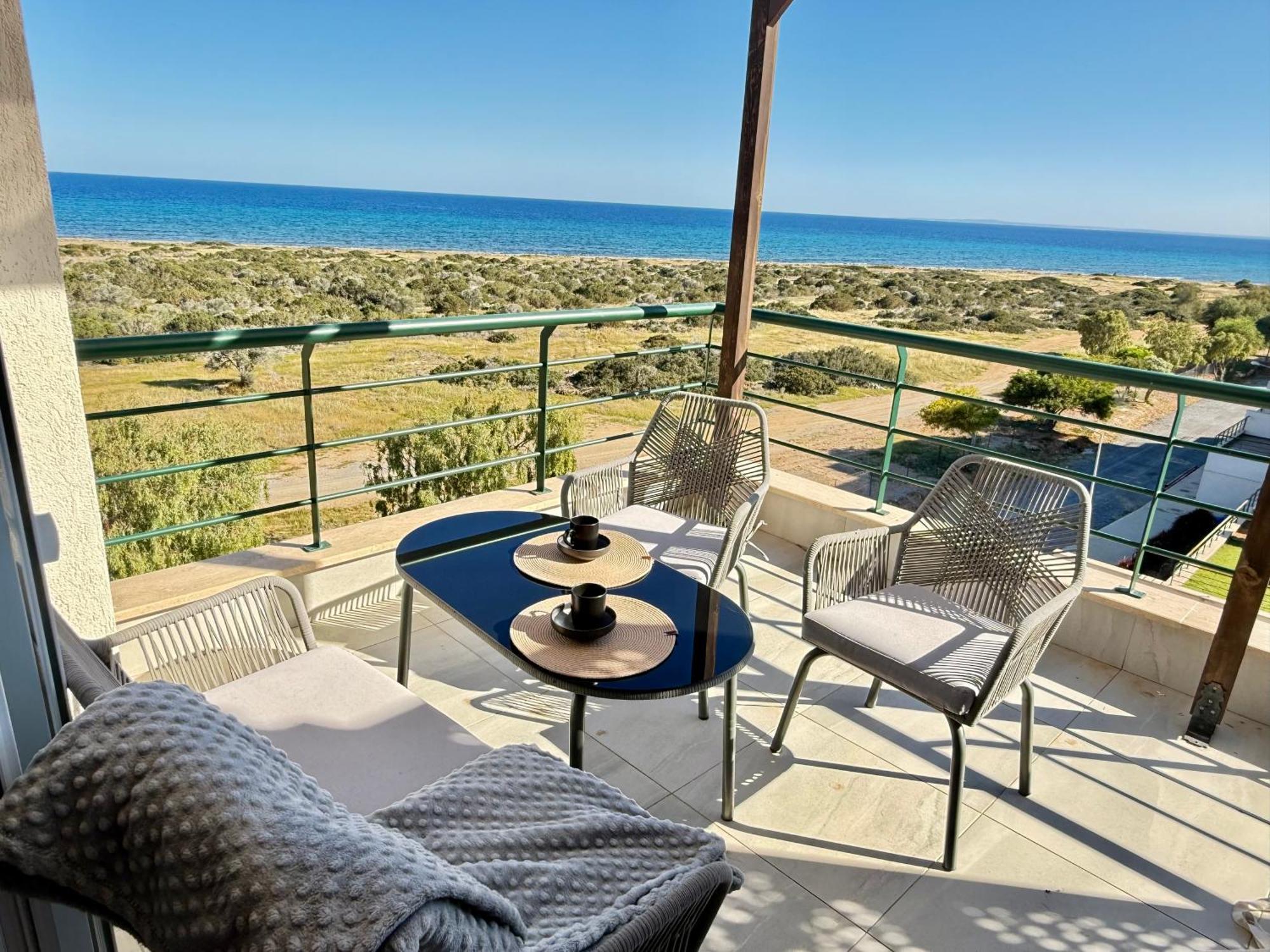 Relaxing Penthouse Suites By The Sea Vokolidha Dış mekan fotoğraf