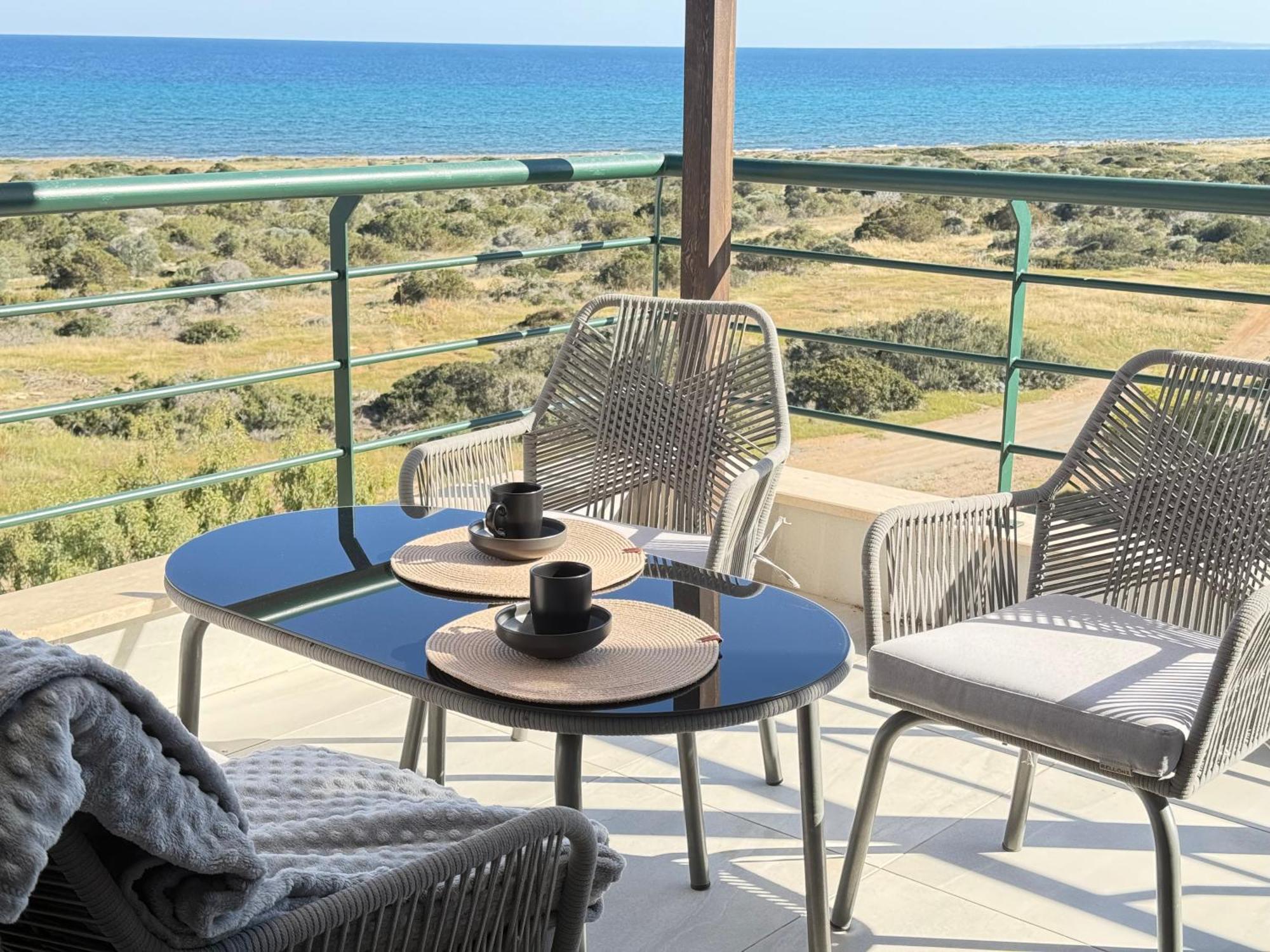 Relaxing Penthouse Suites By The Sea Vokolidha Oda fotoğraf